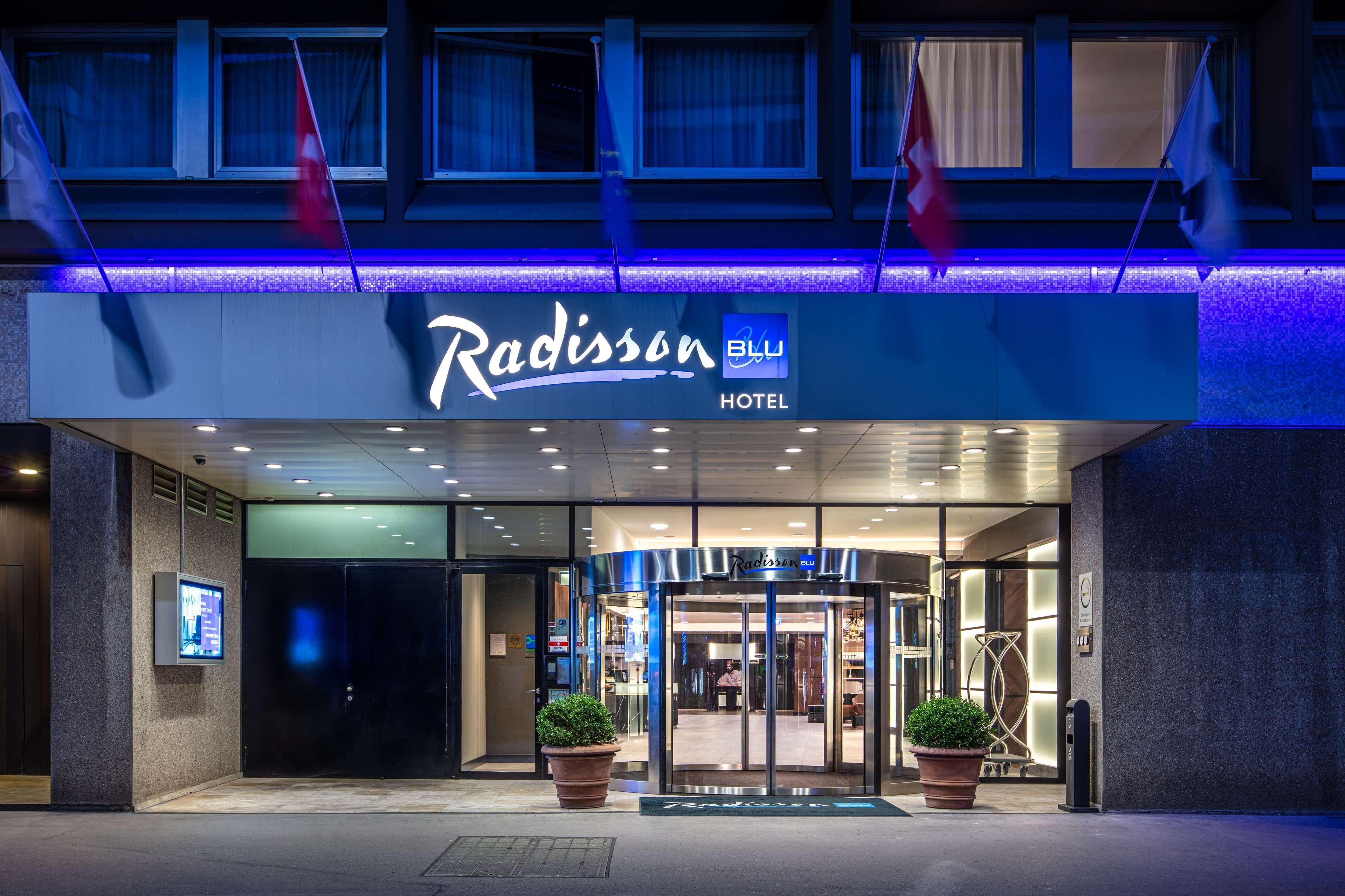 Отель Radisson Blu, Базель Экстерьер фото